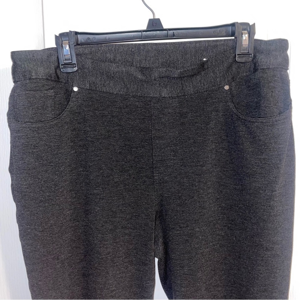 Chico’s Grey Dress Pants Bootcut With Pockets Size 2.5 - Picture 3 of 7
